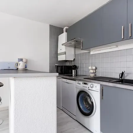Apartamento A 50 M De La Avec Parking
